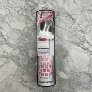 Real techniques brush cleaning gel
